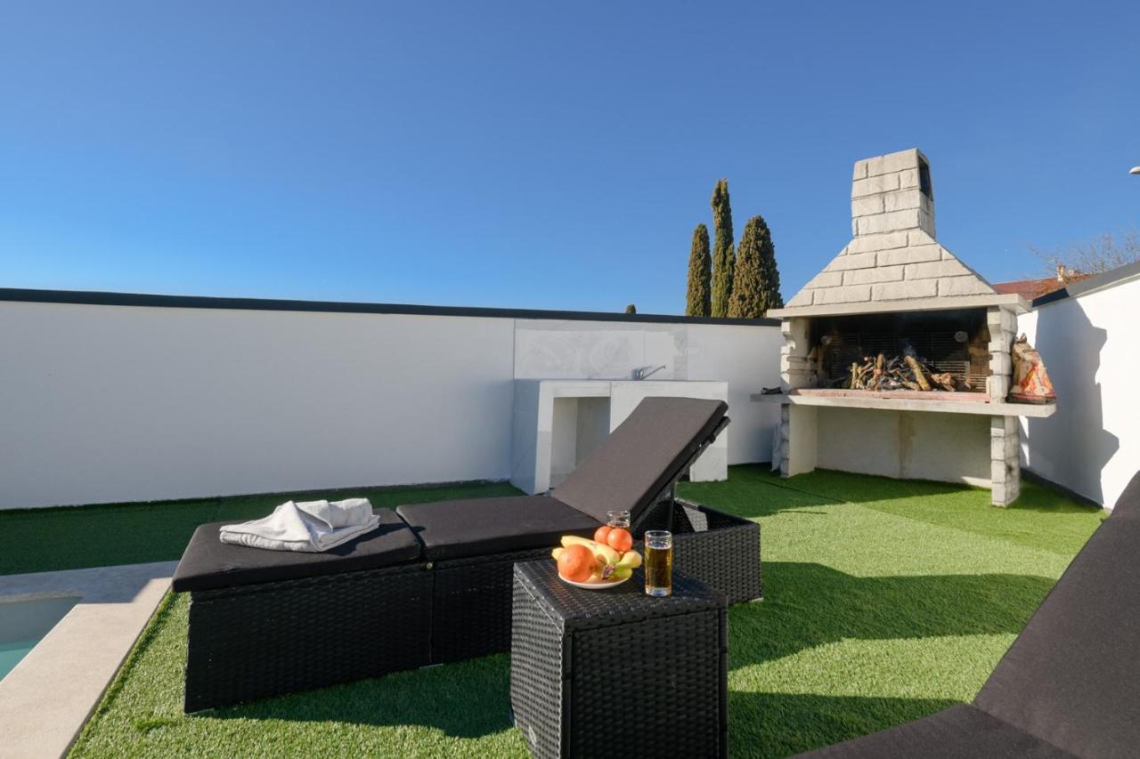 Complex Villa White Pula Exterior foto