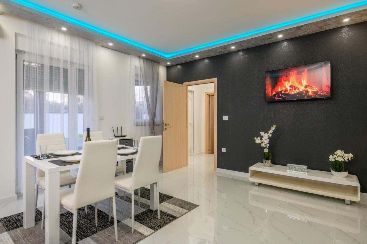 Complex Villa White Pula Exterior foto