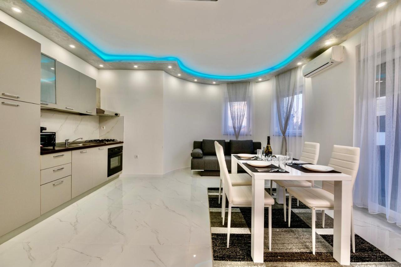 Complex Villa White Pula Exterior foto
