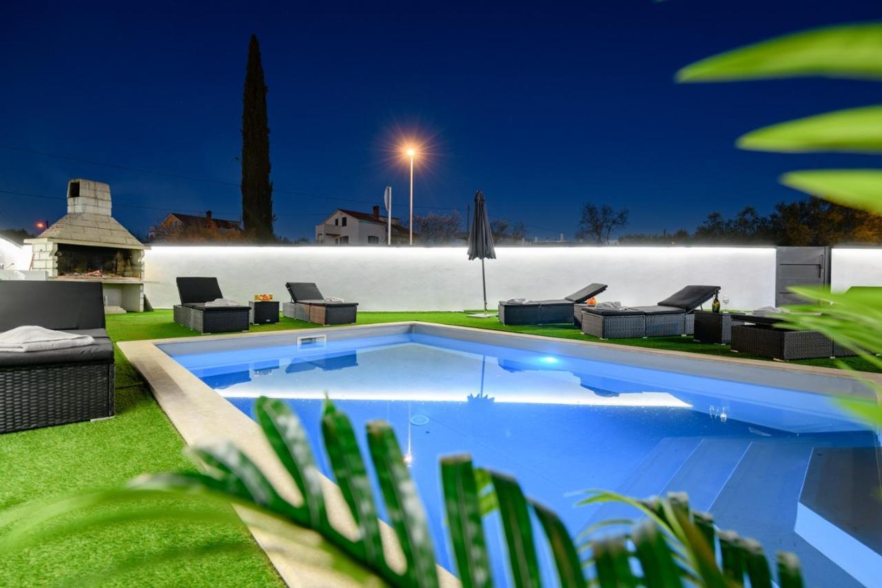 Complex Villa White Pula Exterior foto