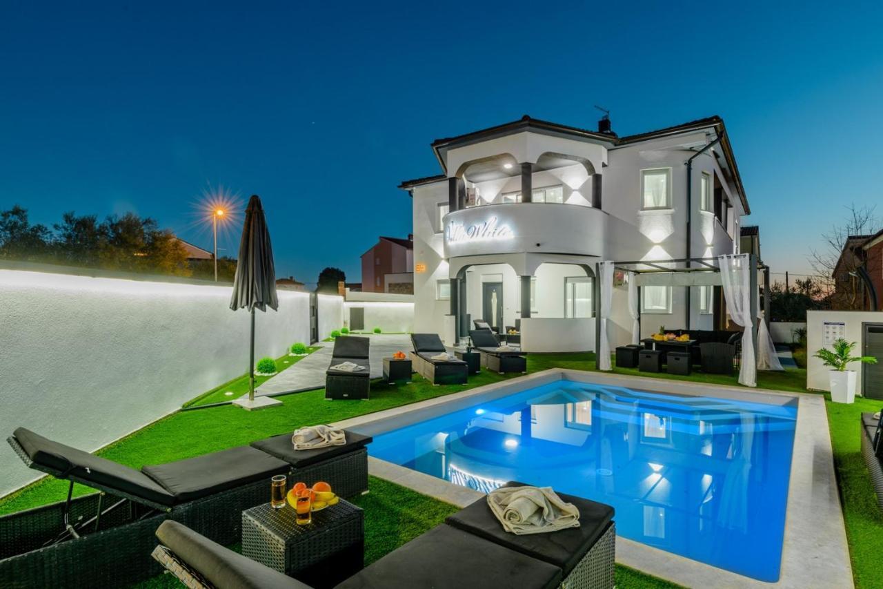 Complex Villa White Pula Exterior foto