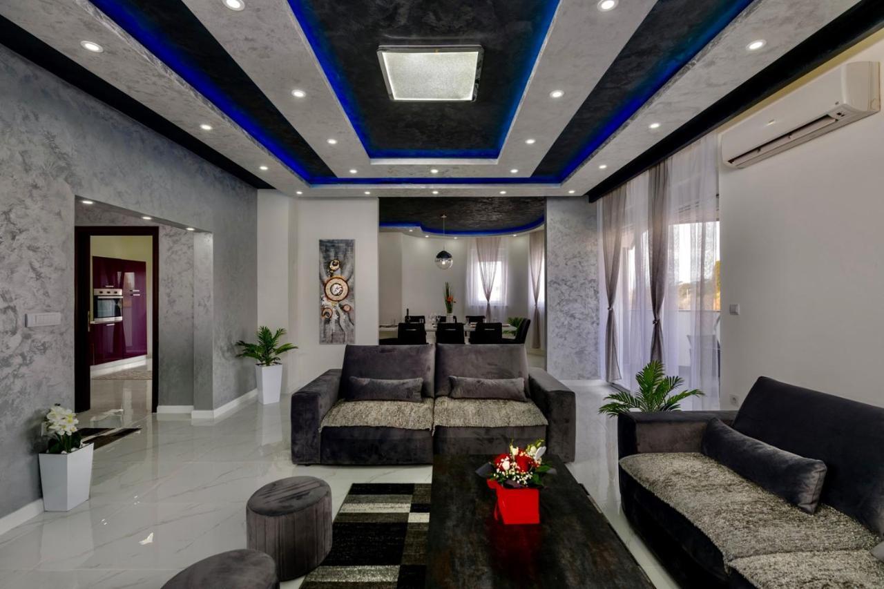 Complex Villa White Pula Exterior foto